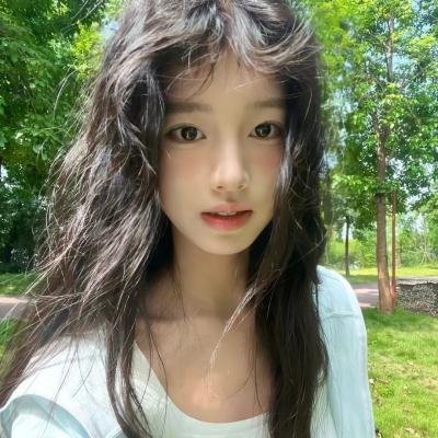 红粉妖魔